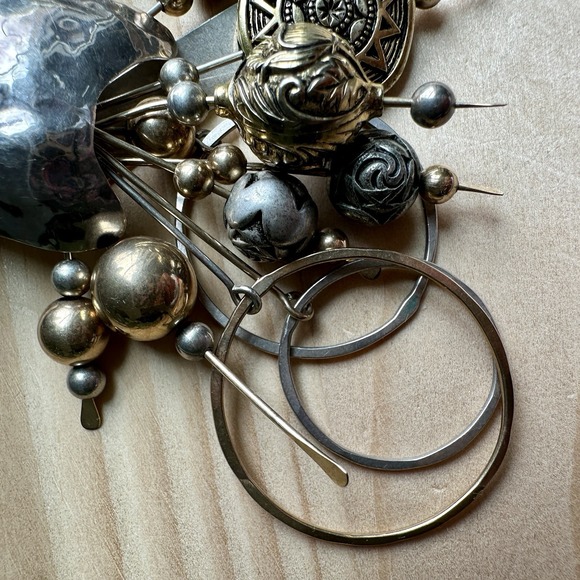 VTG Dangle Earrings 2.75 Inch Southwest Silver Gold Plate Mixed Charms Beads - Picture 3 of 8